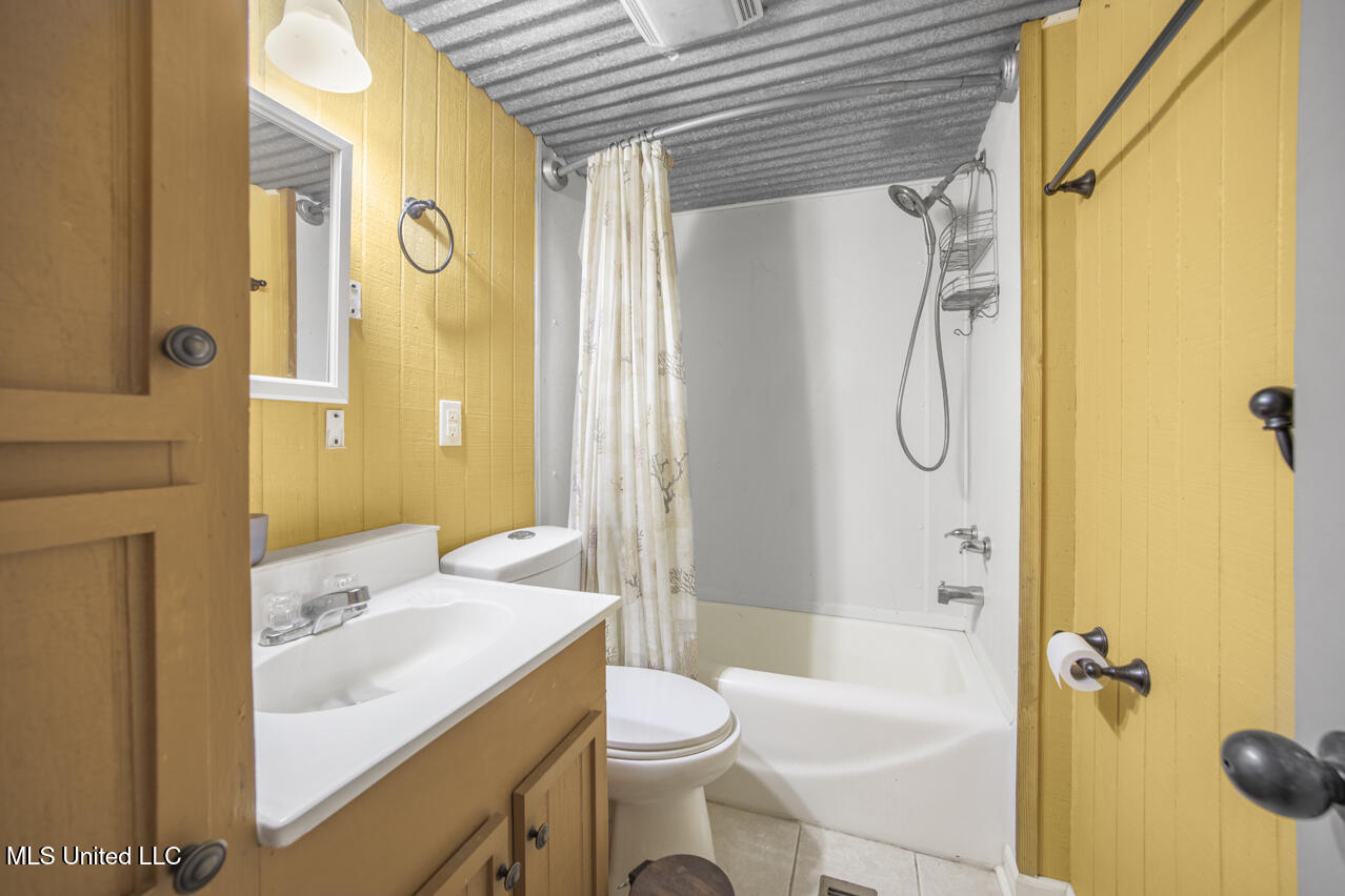 1885 Silver Creek Road Crosby, MS 39633 - Photo 8 of 17 570A1619