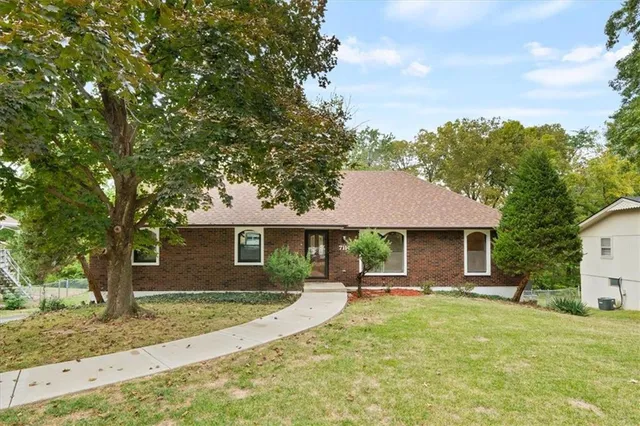 $319,950 | 7114 Greeley Avenue, Kansas City, KS 66109