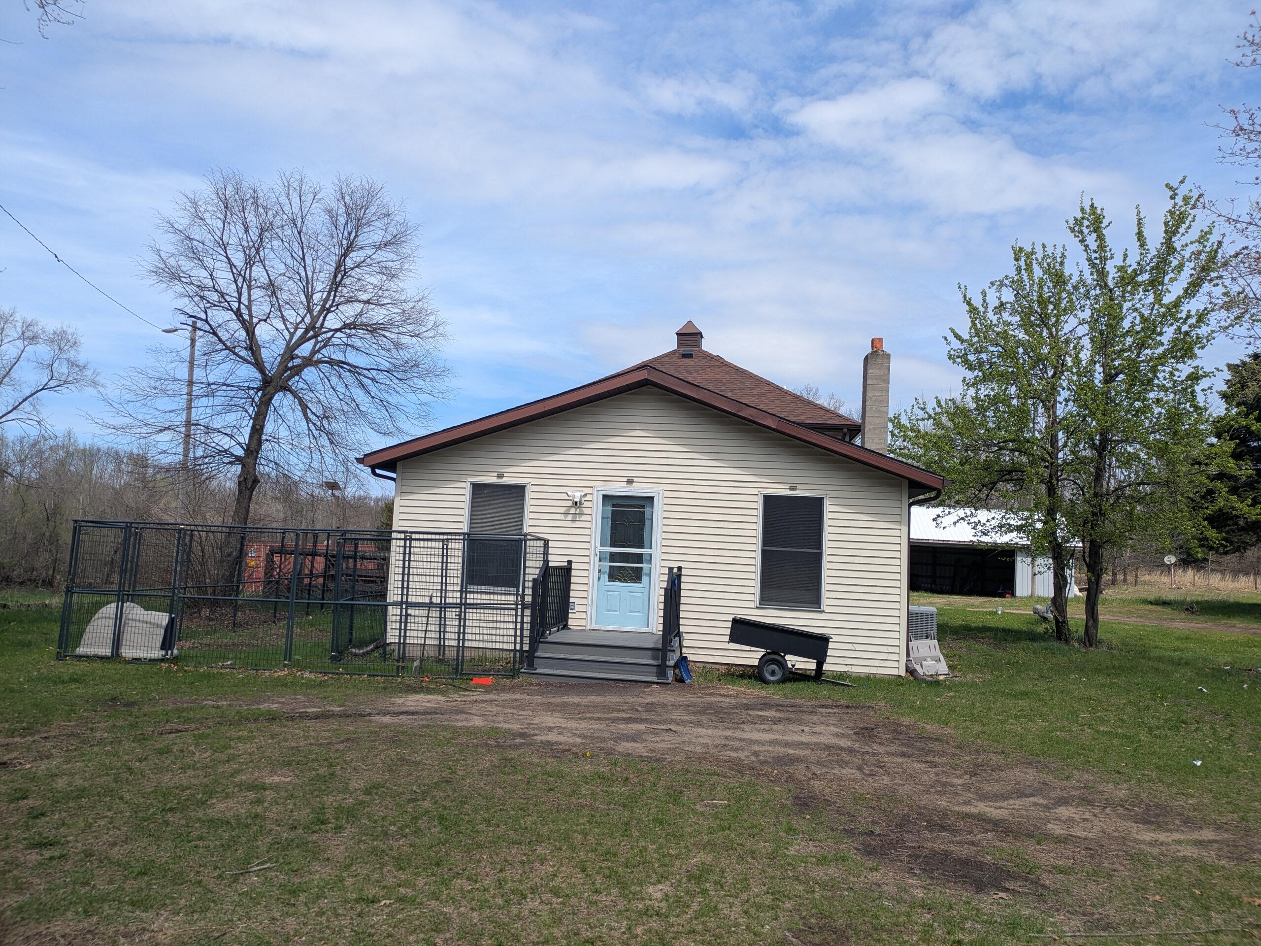 9320 East Division Road Knox, IN 46534 - Photo 11 of 71 2560x1920