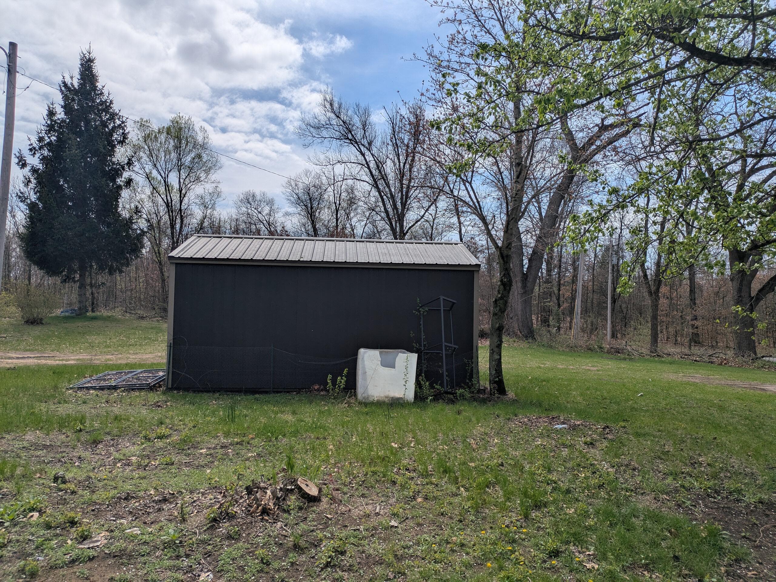 9320 East Division Road Knox, IN 46534 - Photo 18 of 71 2560x1920