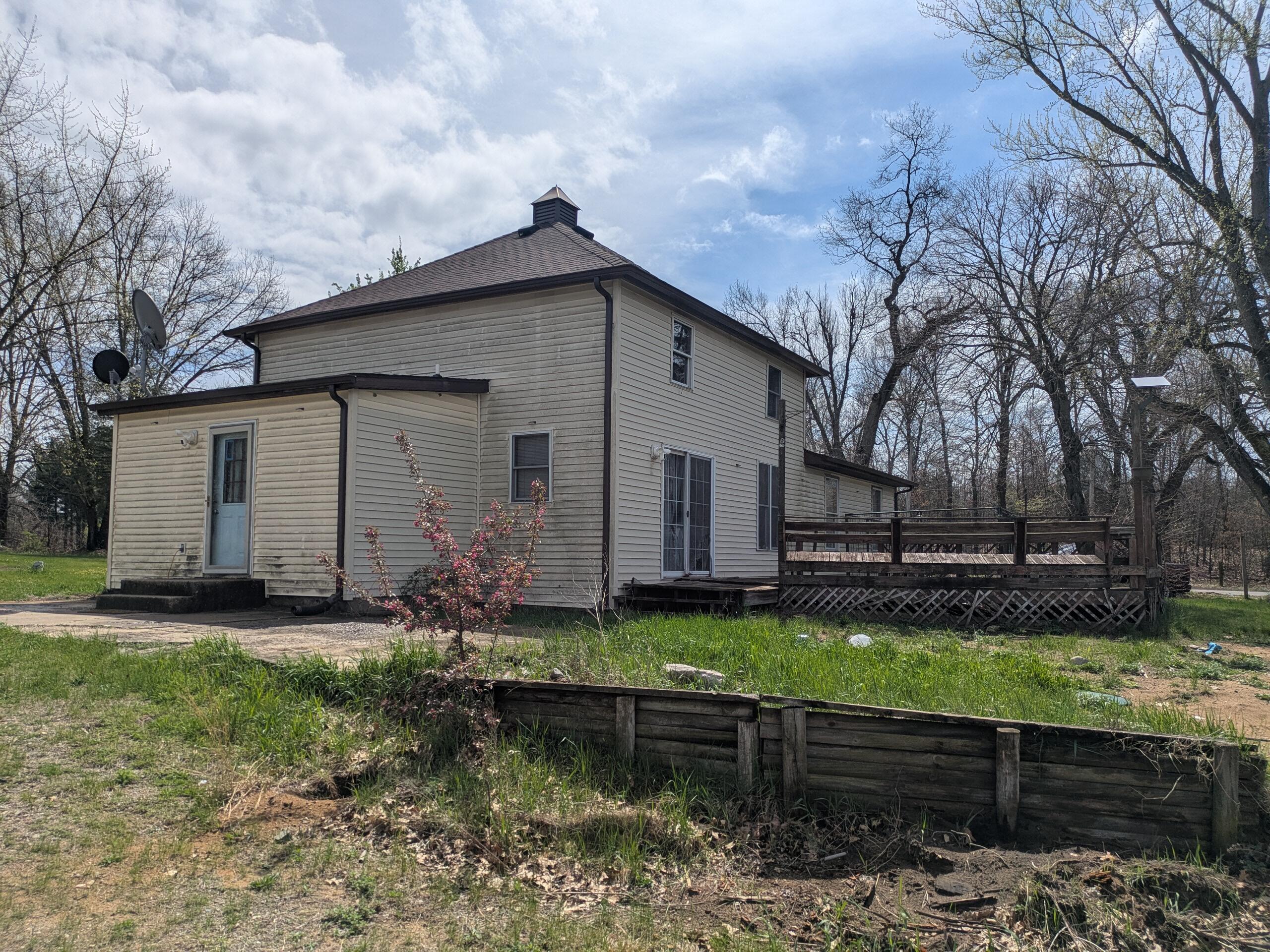 9320 East Division Road Knox, IN 46534 - Photo 27 of 71 2560x1920