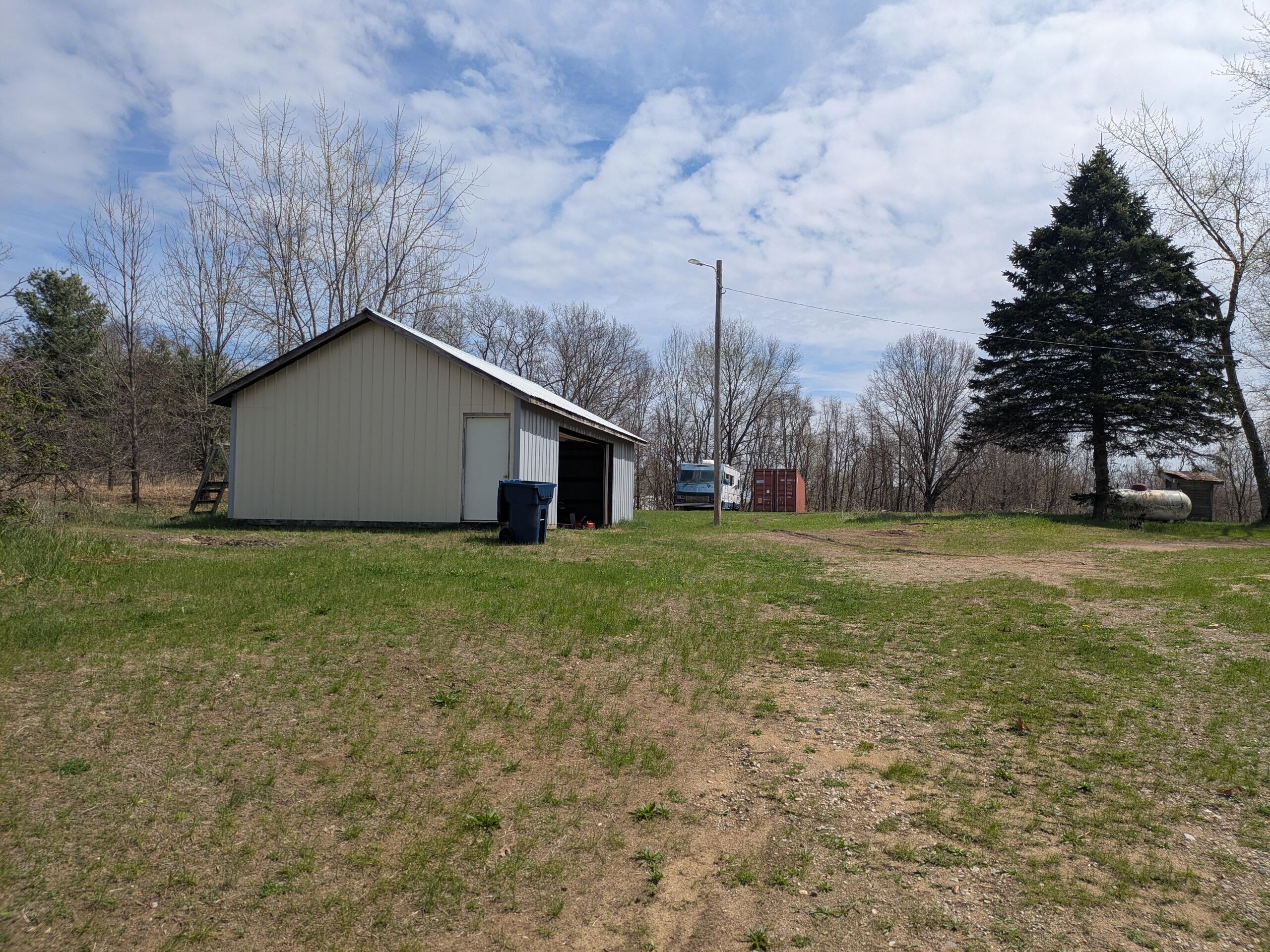 9320 East Division Road Knox, IN 46534 - Photo 28 of 71 2560x1920