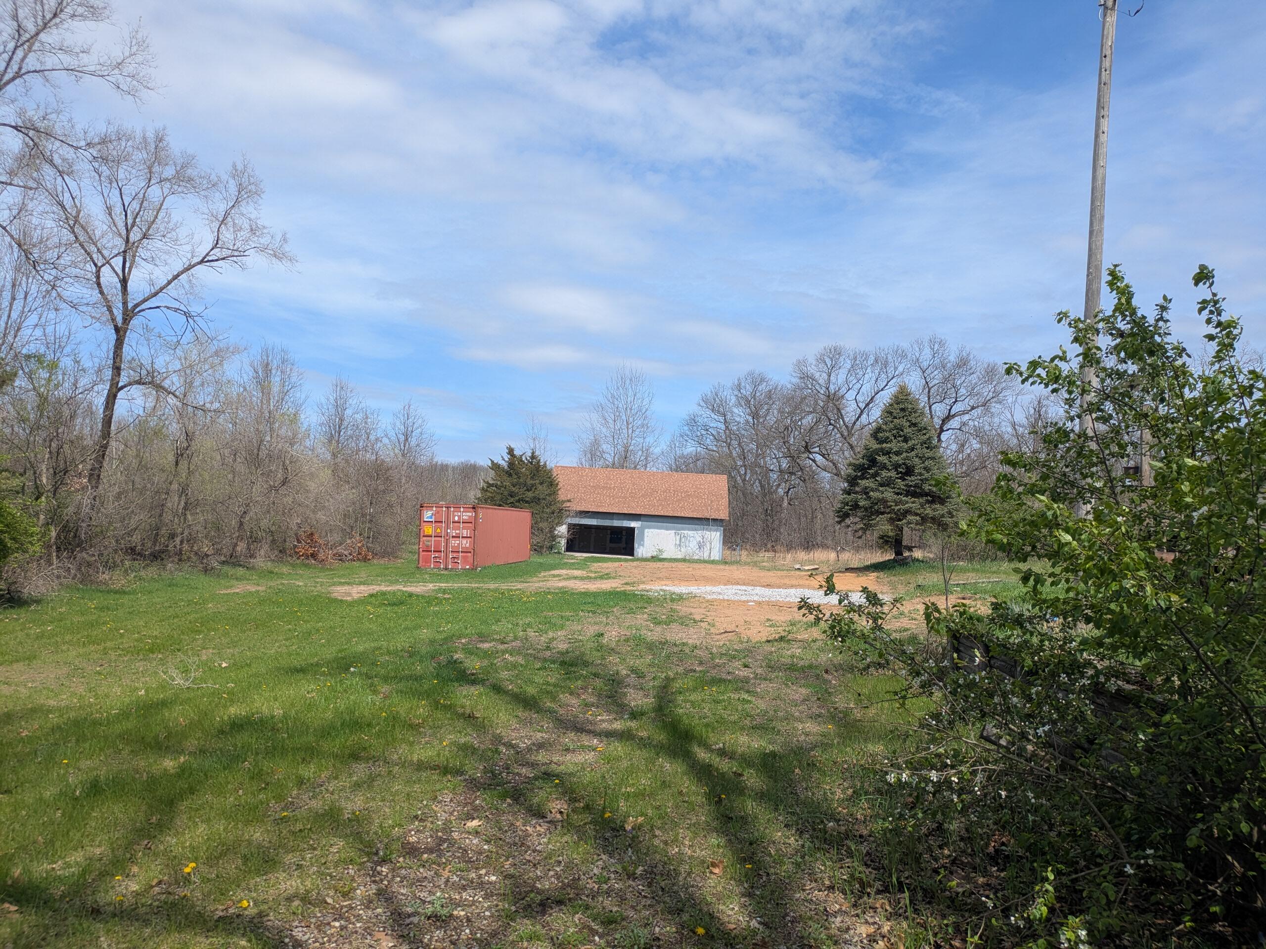 9320 East Division Road Knox, IN 46534 - Photo 8 of 71 2560x1920