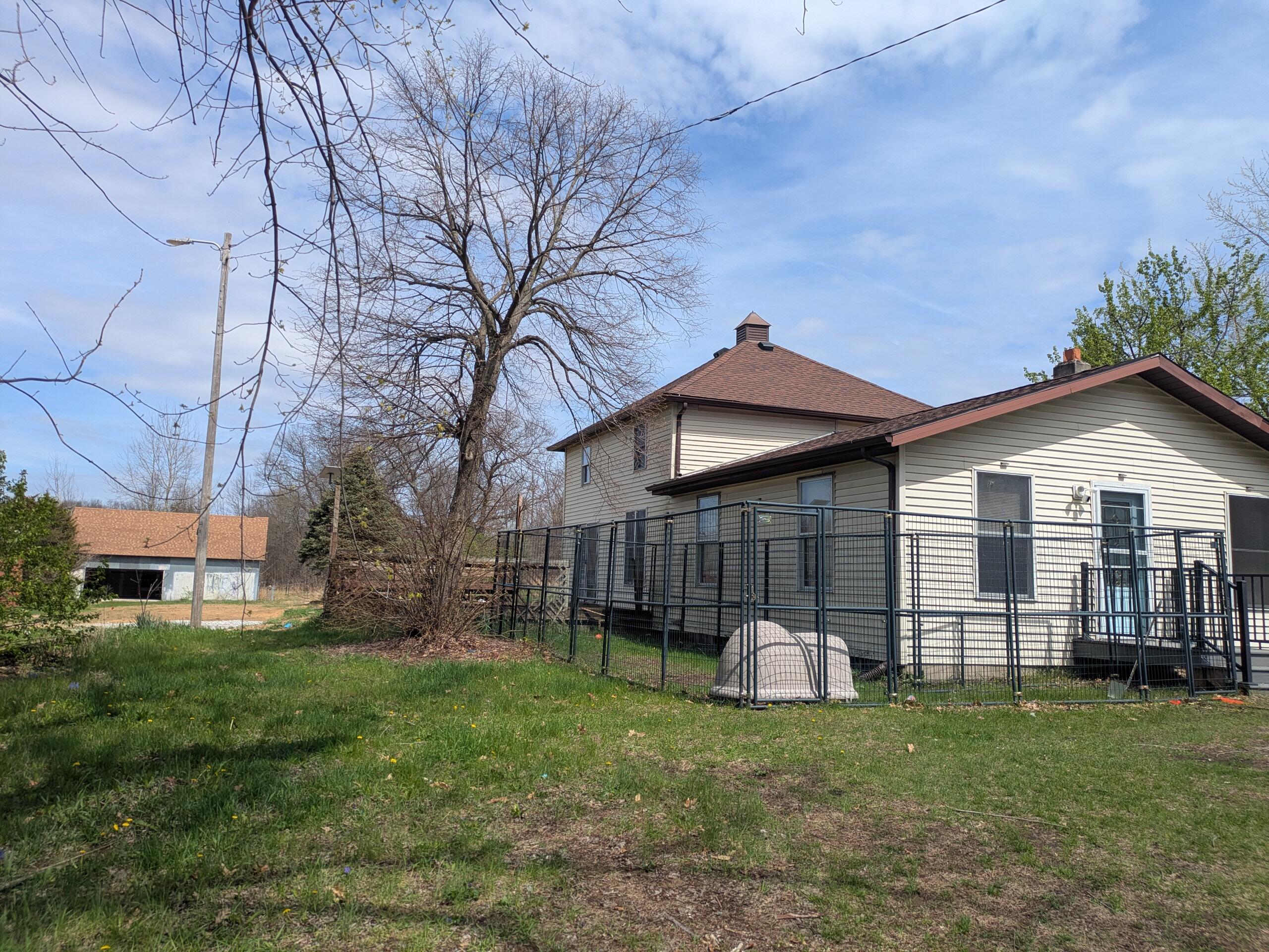 9320 East Division Road Knox, IN 46534 - Photo 9 of 71 2560x1920
