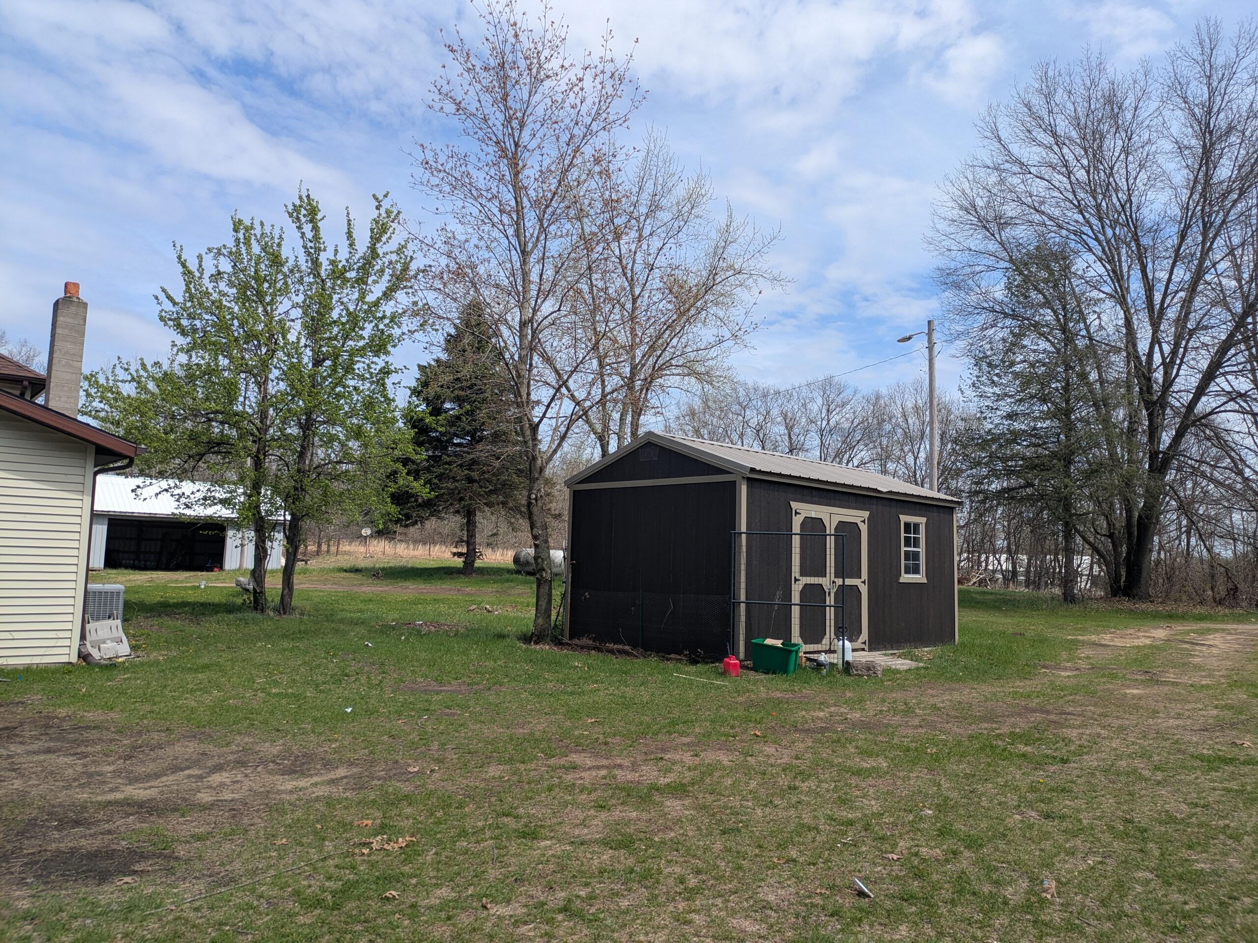 9320 East Division Road Knox, IN 46534 - Photo 10 of 71 2560x1920