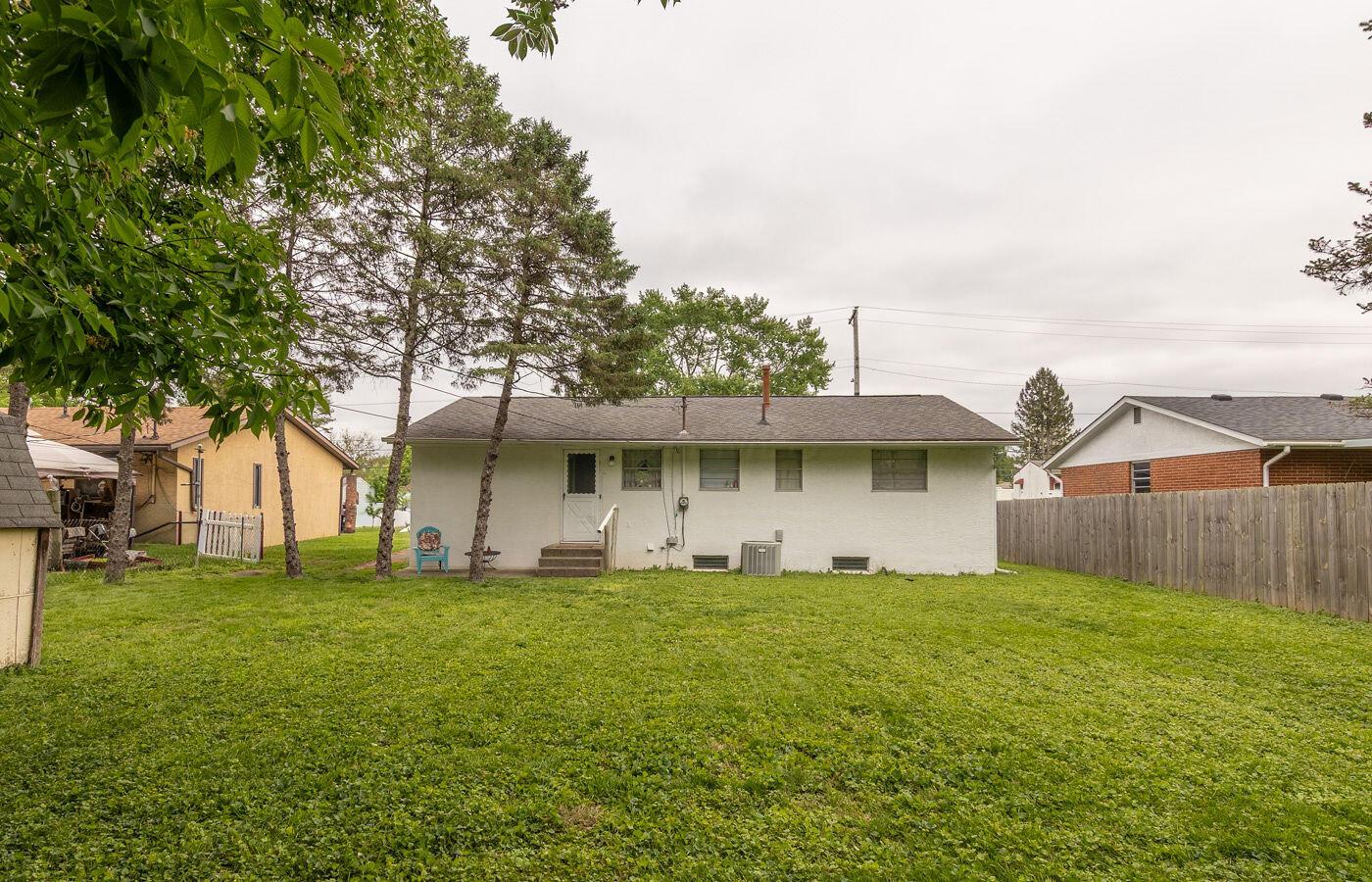 3547 Noe Bixby Road Columbus, OH 43232 - Photo 6 of 27 5
