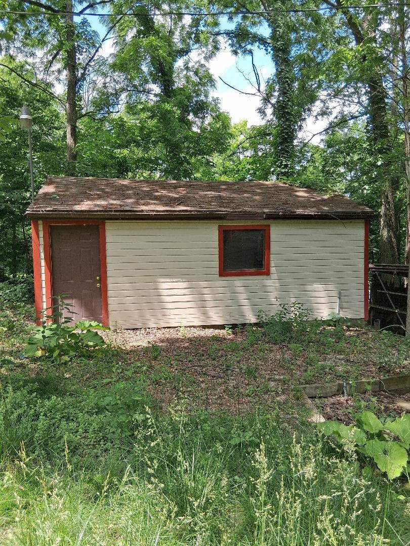 W8846 Hickory Road Delavan, WI 53115 - Photo 8 of 12