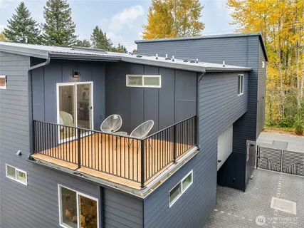 $550,000 | 11825 59th Avenue South, Unit C, Seattle, WA 98178