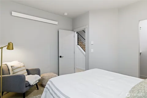 $550,000 | 11825 59th Avenue South, Unit C, Seattle, WA 98178