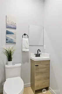 $550,000 | 11825 59th Avenue South, Unit C, Seattle, WA 98178