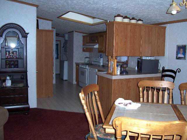 605 Tarkiln Road Southeast Lancaster, OH 43130 - Photo 4 of 7 Gallery Image 4