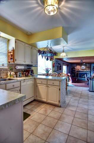 8408 Ridge Road Goodrich, MI 48438 - Photo 11 of 54 21113272-10.JPG
