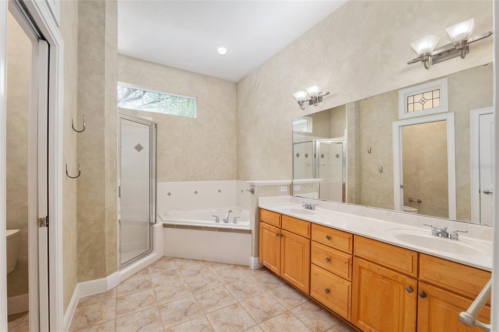 10511 Southwest 17th Place Gainesville, FL 32607 - Photo 30 of 77