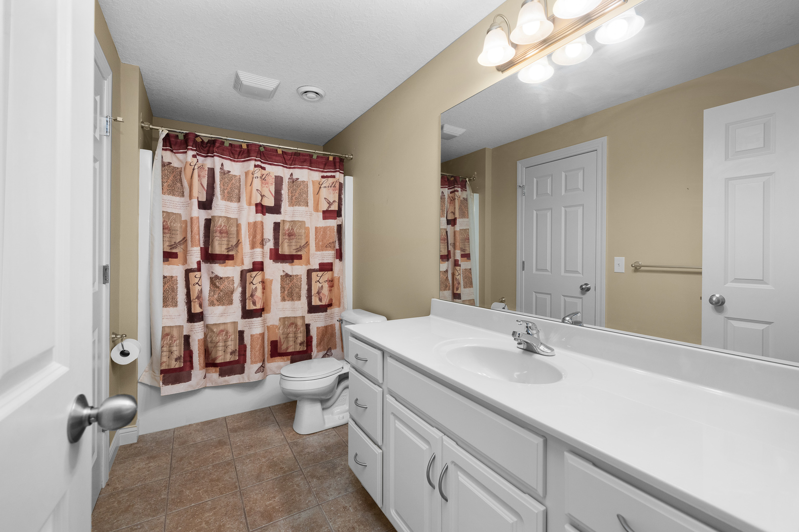 3179 Meridith Way Bettendorf, IA 52722 - Photo 28 of 36