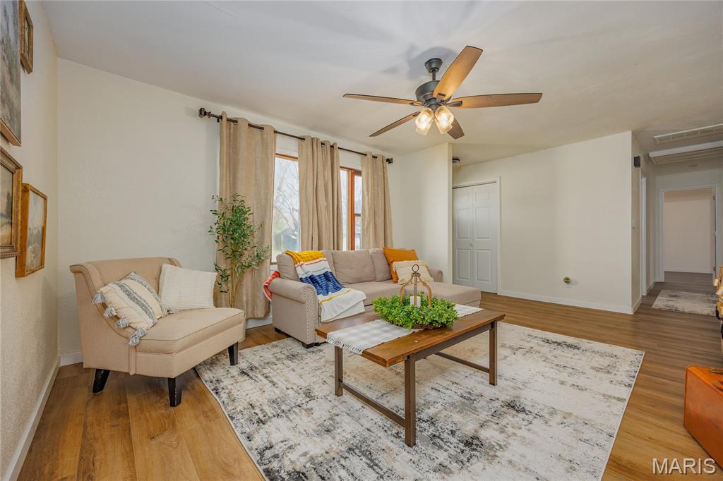 710 Field Street Altamont, IL 62411 - Photo 6 of 14
