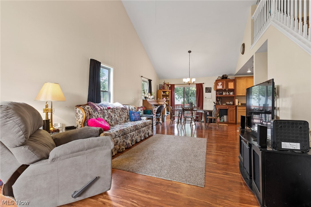 380 Quentin Road Eastlake, OH 44095 - Photo 5 of 28 Gallery Image 5