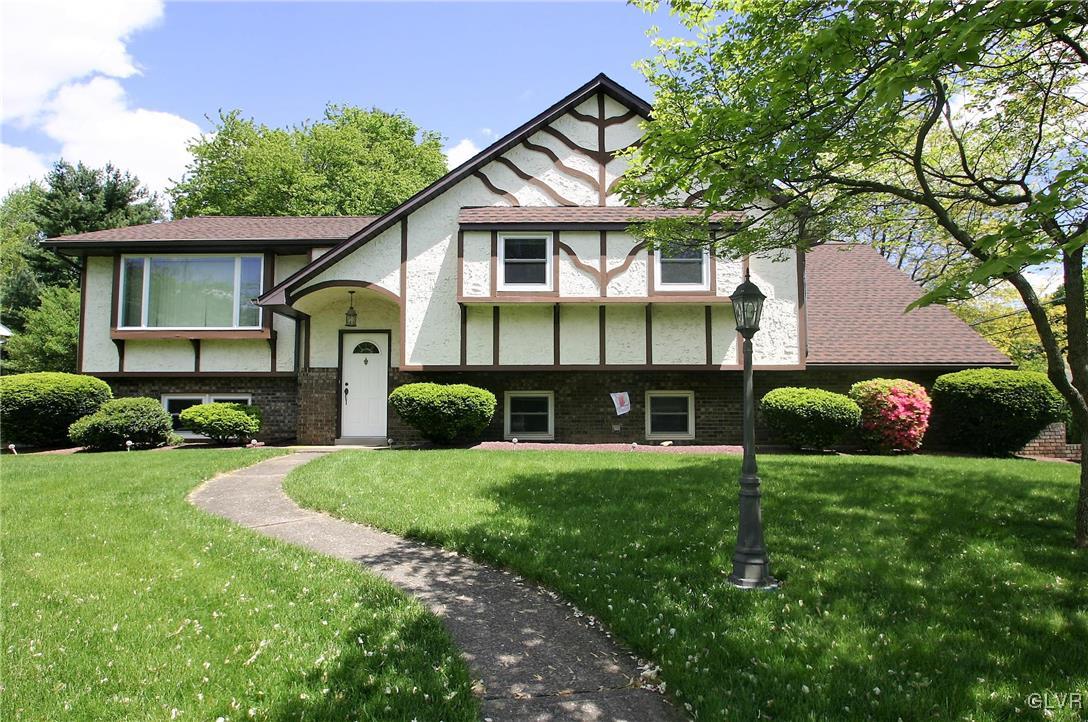 4210 Wellesley Road Bethlehem, PA 18017 - Photo 3 of 44 Gallery Image 3