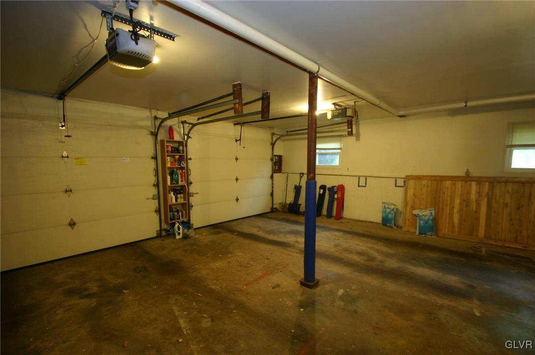 4210 Wellesley Road Bethlehem, PA 18017 - Photo 42 of 44 2 car garage