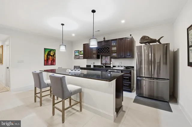 $2,600,000 | 609 Kingsley Road Southwest, Vienna, VA 22180