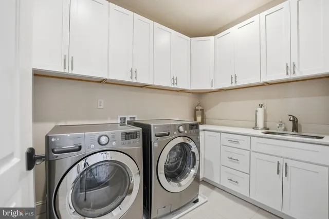 $2,600,000 | 609 Kingsley Road Southwest, Vienna, VA 22180