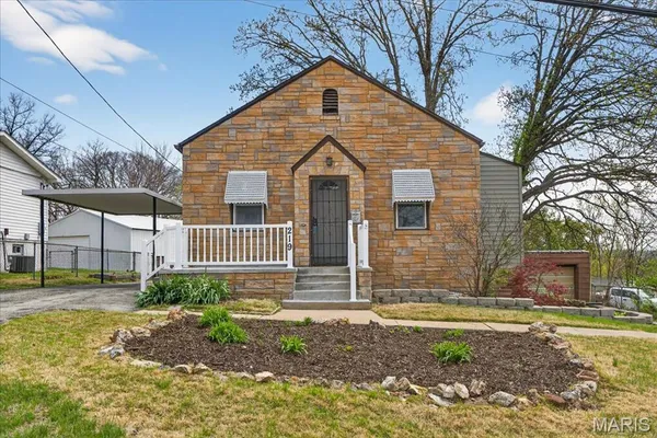 $249,000 | 219 Lookout Avenue, Valley Park, MO 63088