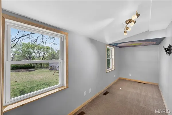 $249,000 | 219 Lookout Avenue, Valley Park, MO 63088