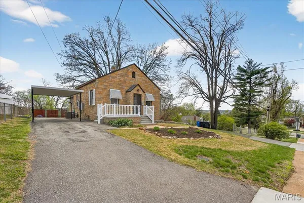 $249,000 | 219 Lookout Avenue, Valley Park, MO 63088