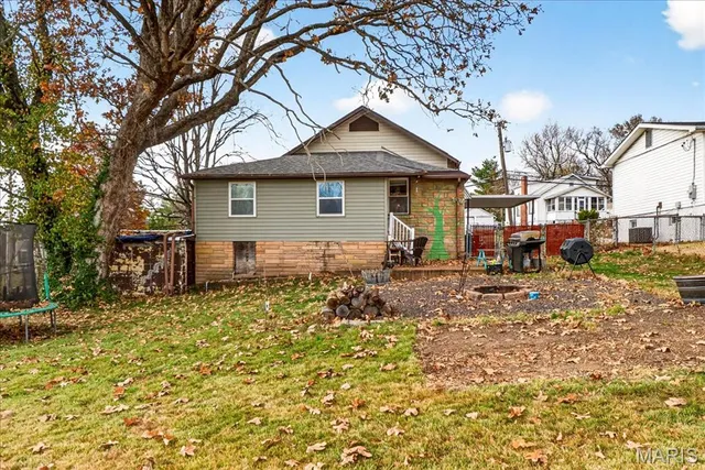 $250,000 | 219 Lookout Avenue, Valley Park, MO 63088