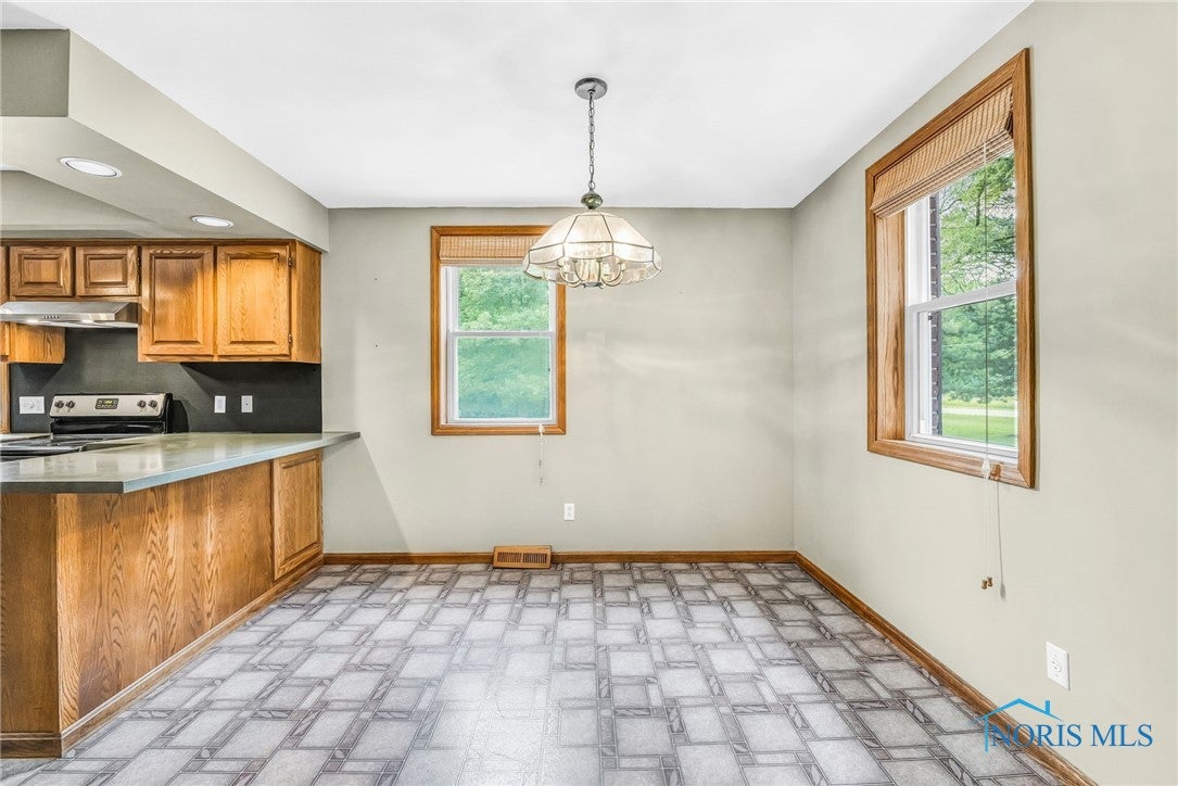 21010 Lemoyne Road Luckey, OH 43443 - Photo 11 of 46 Gallery Image 11