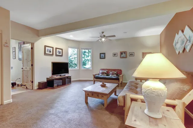 $999,000 | 10450 South Ponderosa Way, Rough and Ready, CA 95975