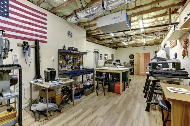 $999,000 | 10450 South Ponderosa Way, Rough and Ready, CA 95975