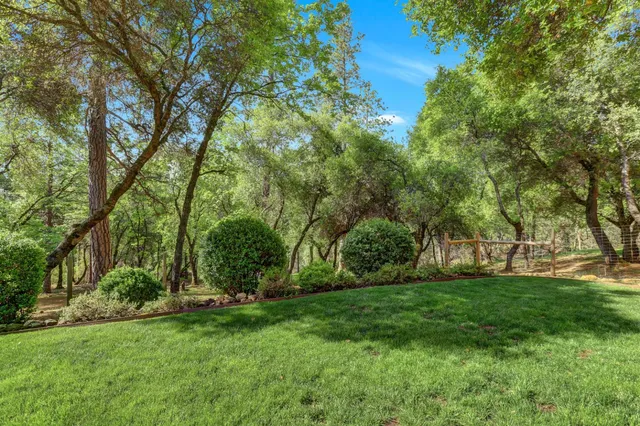 $999,000 | 10450 South Ponderosa Way, Rough and Ready, CA 95975