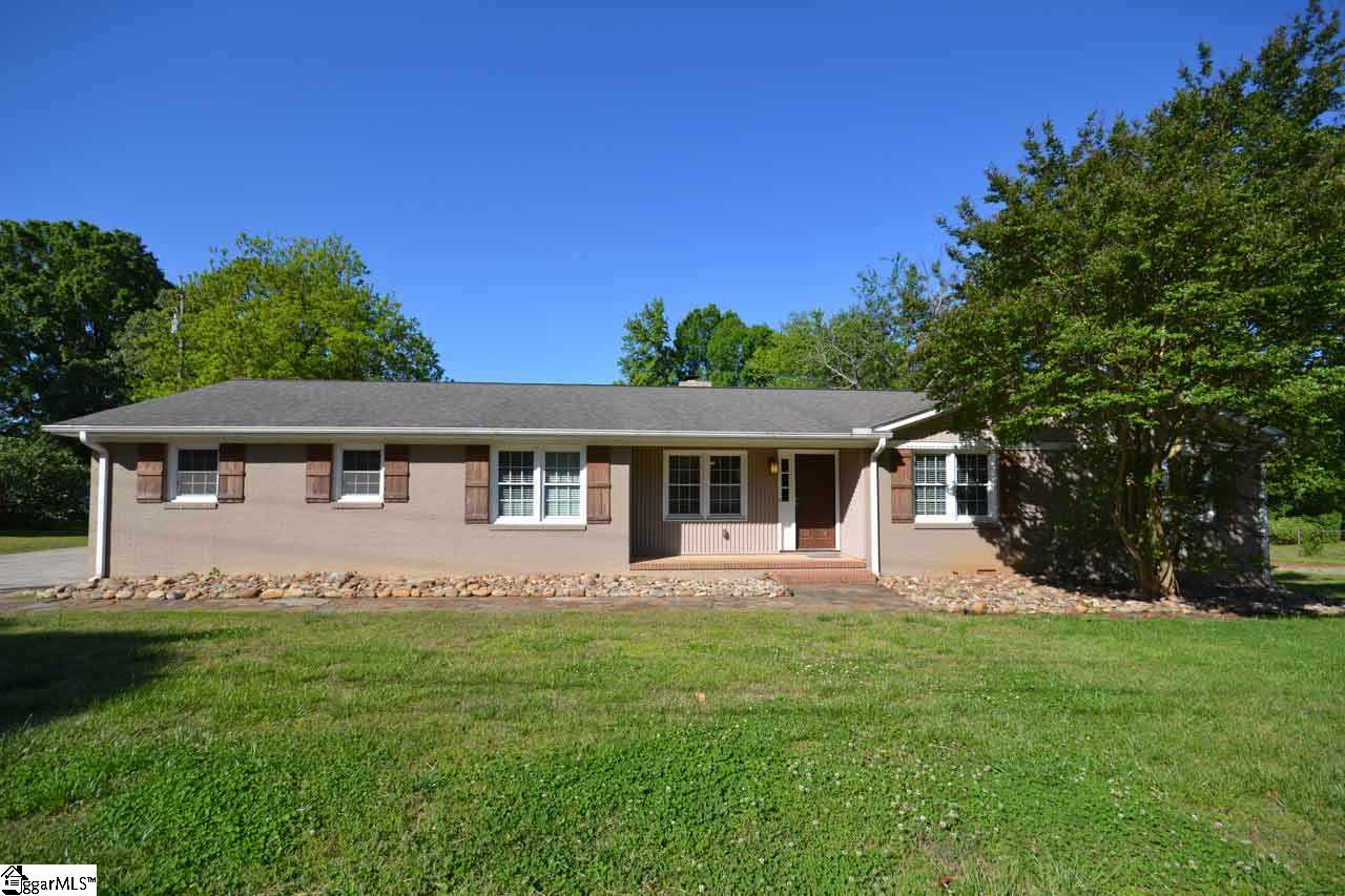 7 Mitchell Road Greenville, SC 29615 - Photo 1 of 21 Gallery Image 1