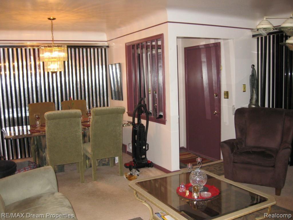 19010 Burt Road Detroit, MI 48219 - Photo 4 of 16 livingroom3.jpg