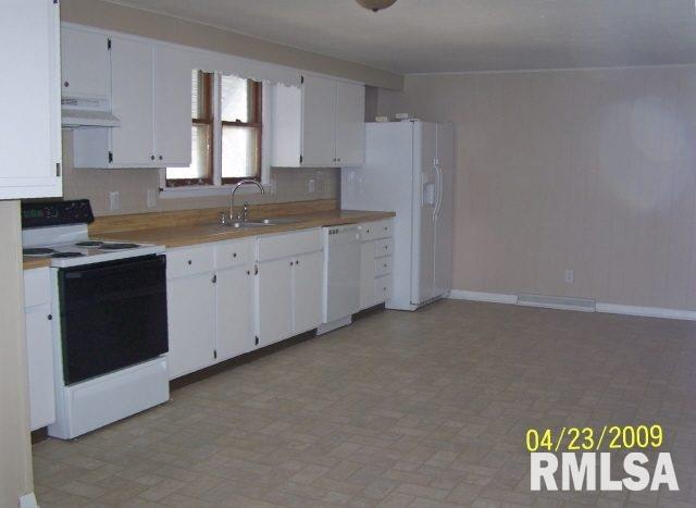 710 Southwest 3rd Street Aledo, IL 61231 - Photo 3 of 7 Gallery Image 3