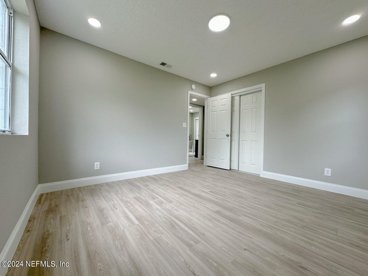 2401 Lotus Road East Jacksonville, FL 32211 - Photo 14 of 26 IMG-20240523-WA0028