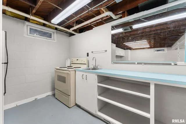 $267,500 | 2530 37th Avenue, Rock Island, IL 61201