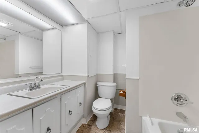 $267,500 | 2530 37th Avenue, Rock Island, IL 61201