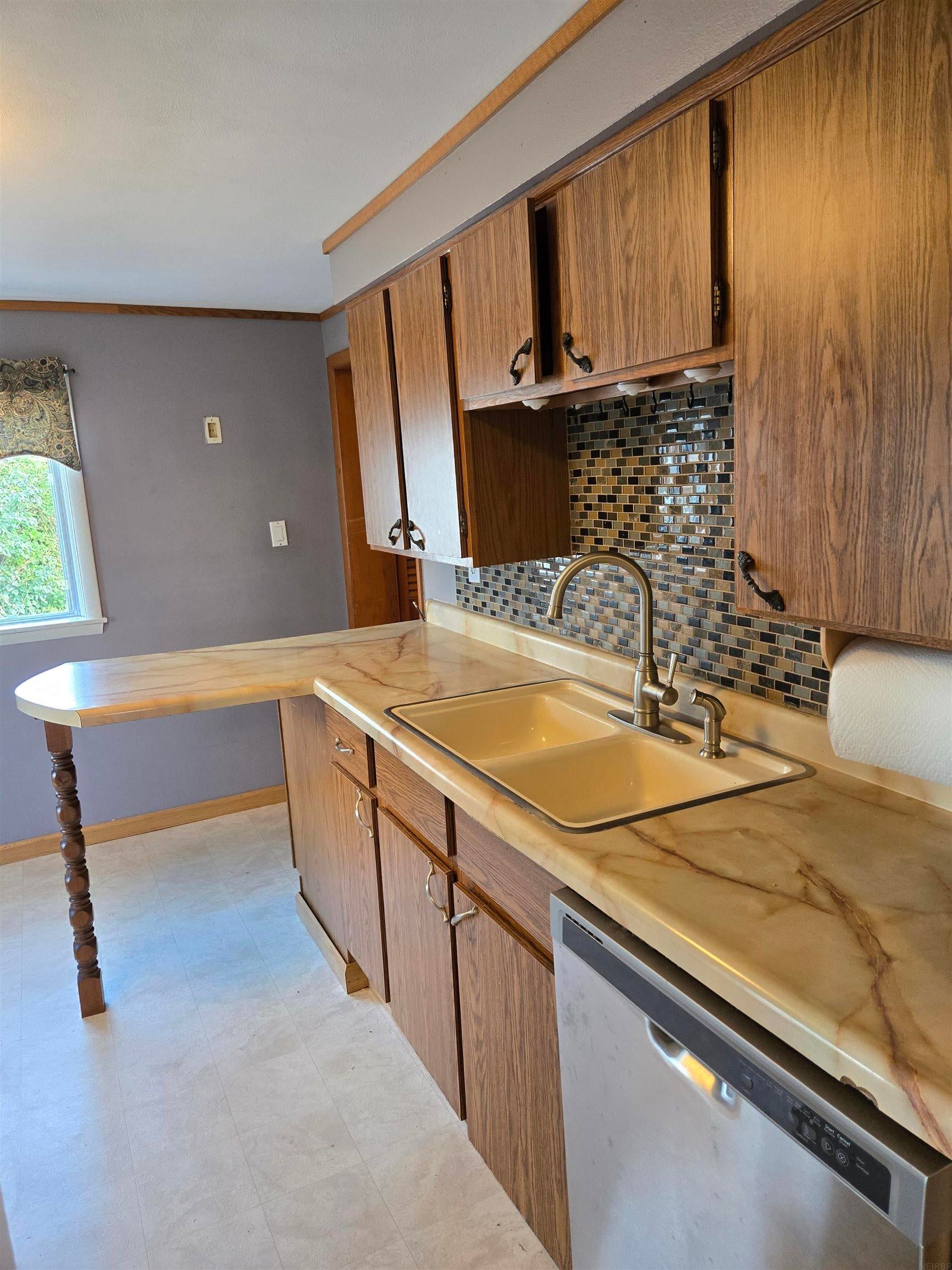 1530 Main Street Ridgeway, IA 52165 - Photo 5 of 31 Gallery Image 5