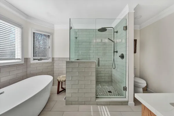 $1,150,000 | 385 Cross Harbor Drive, Penhook, VA 24137