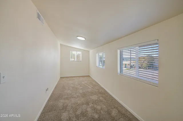 $300,000 | 300 North Magma Avenue, Superior, AZ 85173