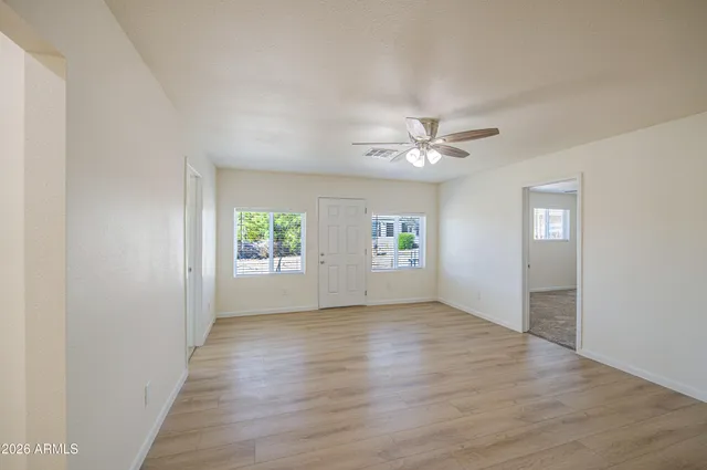 $300,000 | 300 North Magma Avenue, Superior, AZ 85173