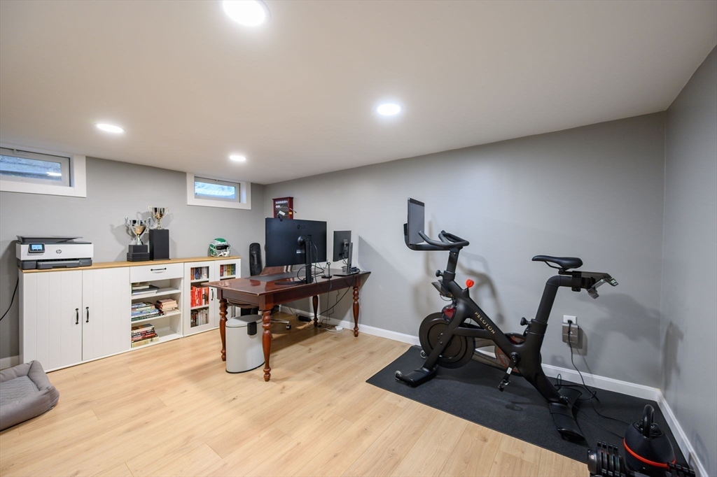 216 Whiting Street Hanover, MA 02339 - Photo 15 of 21