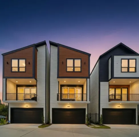 $369,900 | 4013 Griggs Road, Unit L, Houston, TX 77021