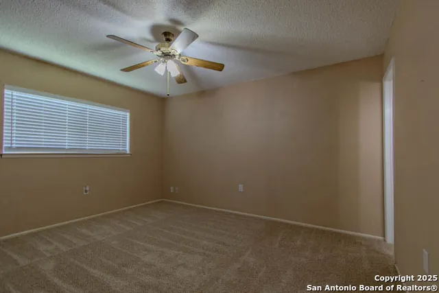 $1,400 | 123 Meadow Lark, Converse, TX 78109