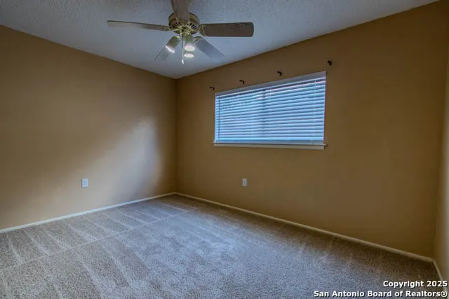 $1,400 | 123 Meadow Lark, Converse, TX 78109