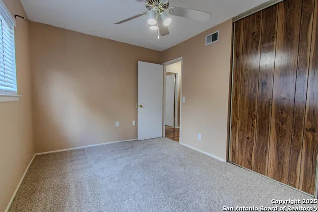 $1,400 | 123 Meadow Lark, Converse, TX 78109