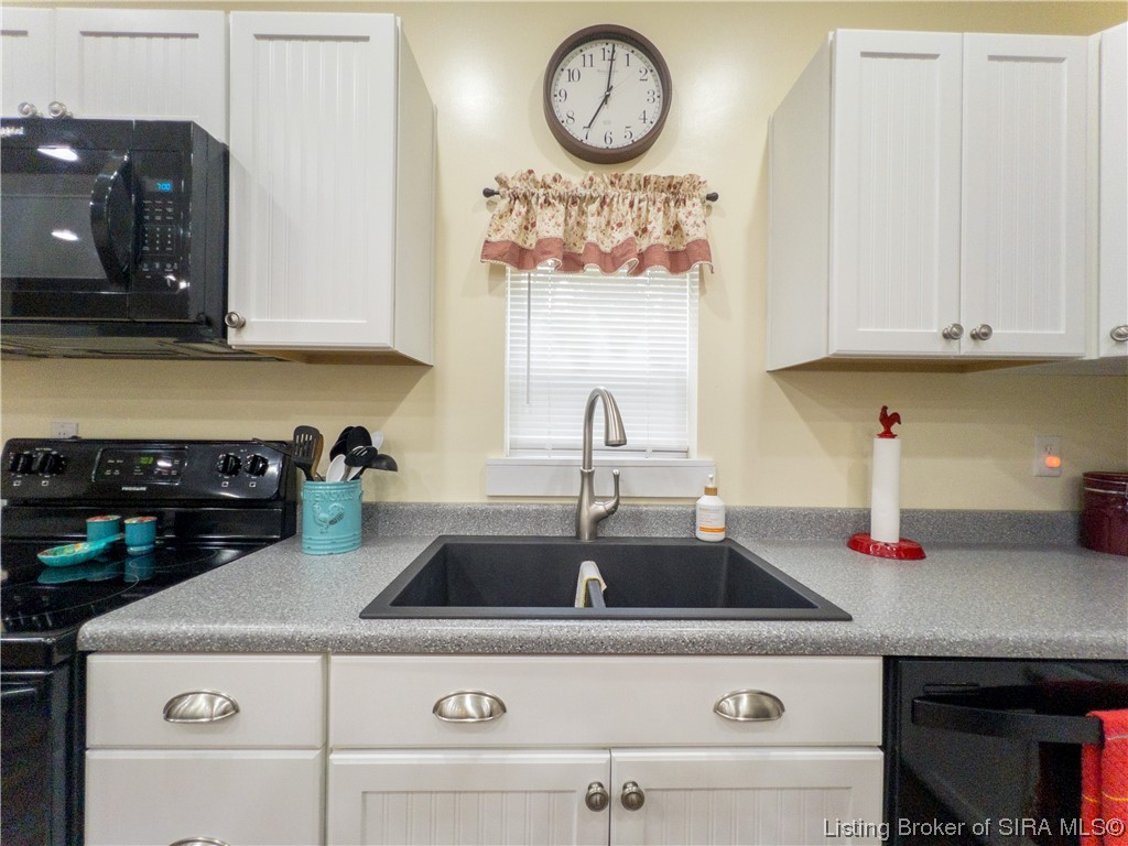 12223 Cole Road Nabb, IN 47147 - Photo 7 of 48 Gallery Image 7