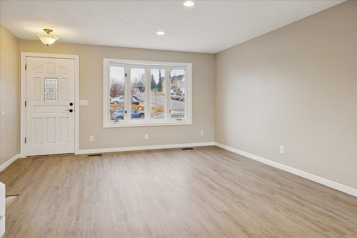 193 Southridge Road Evanston, WY 82930 - Photo 7 of 28