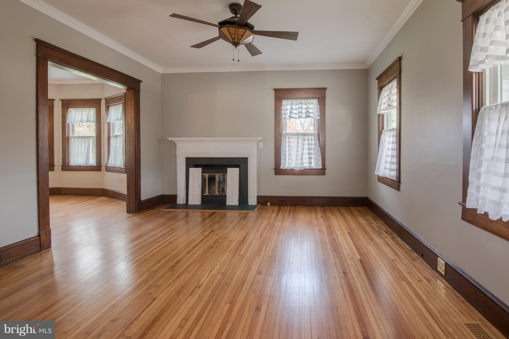 2308 Sandymount Road Finksburg, MD 21048 - Photo 4 of 30 Living Room